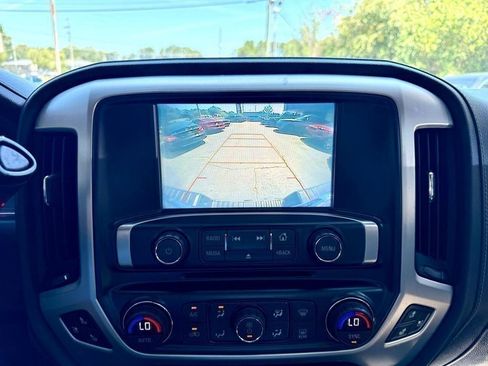 Used 2018 GMC Sierra 1500 SLT w/ SLT Premium Package image 22