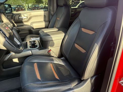 Used 2021 GMC Sierra 1500 AT4 w/ AT4 Value Package image 9