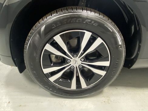 Used 2024 Volvo XC60 T8 Core image 5