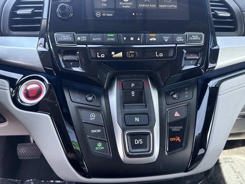 Certified 2023 Honda Odyssey Touring image 27