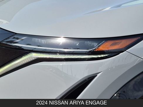 Used 2024 Nissan Ariya AWD image 10