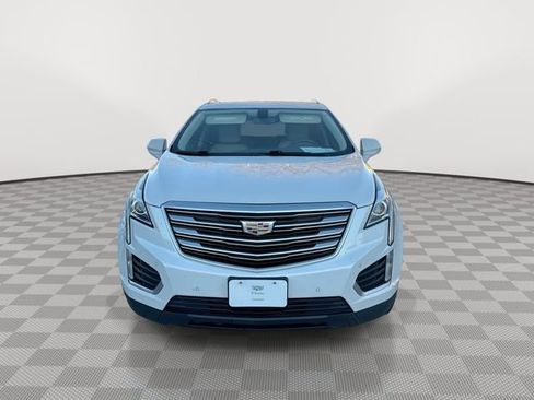 Used 2017 Cadillac XT5 Luxury w/ LPO, Wheel Lock Package image 3