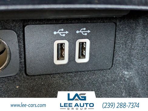 Used 2019 Lincoln MKC Select w/ Select Plus Package image 29