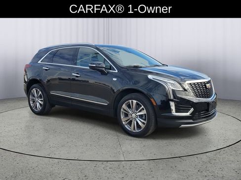 Used 2023 Cadillac XT5 Premium Luxury image 2