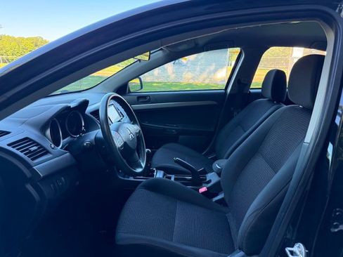 Used 2010 Mitsubishi Lancer ES FWD image 7
