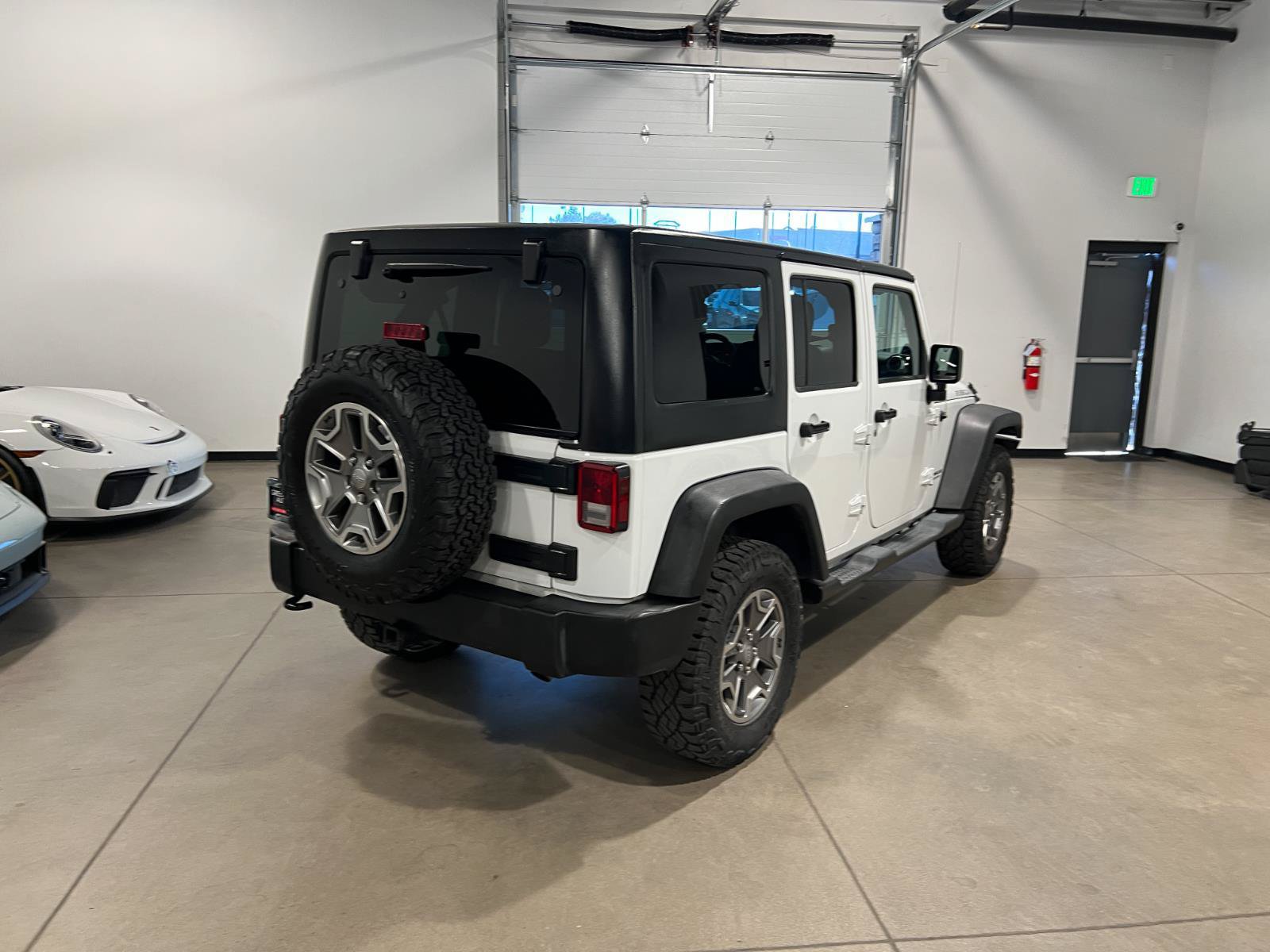 Used 2014 Jeep Wrangler Unlimited Rubicon w/ Dual Top Group AWD/4WD image 3