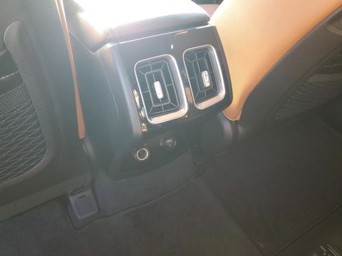 Used 2022 Kia Sorento SX Prestige w/ Rust Color Package image 16