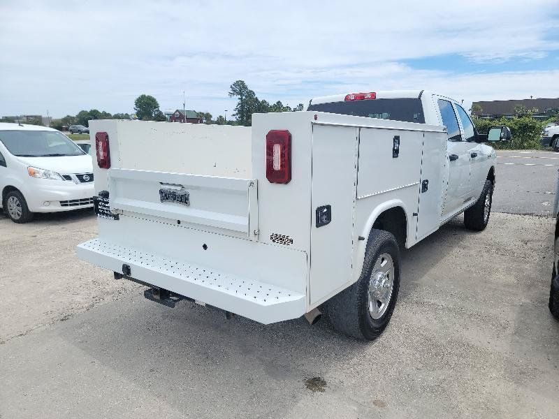 Used 2022 RAM 3500 Tradesman w/ Chrome Appearance Group AWD/4WD image 7