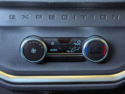 New 2026 Ford Expedition Max Active image 16