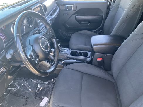 Certified 2022 Jeep Wrangler Unlimited Sport AWD/4WD image 16
