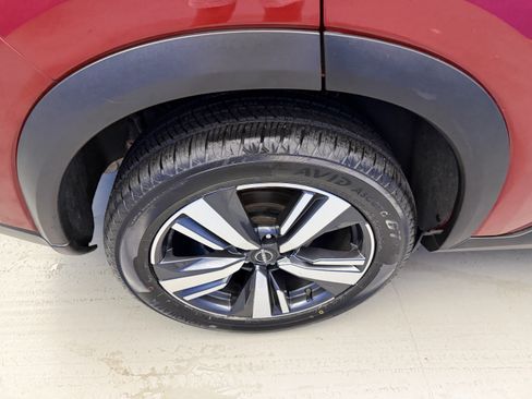 Used 2023 Nissan Rogue SL AWD/4WD image 8