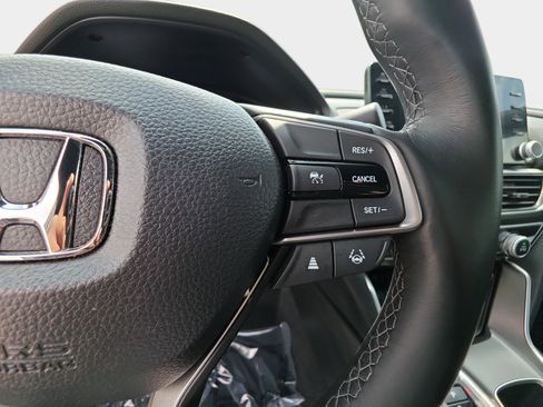 Used 2022 Honda Accord Sport image 18