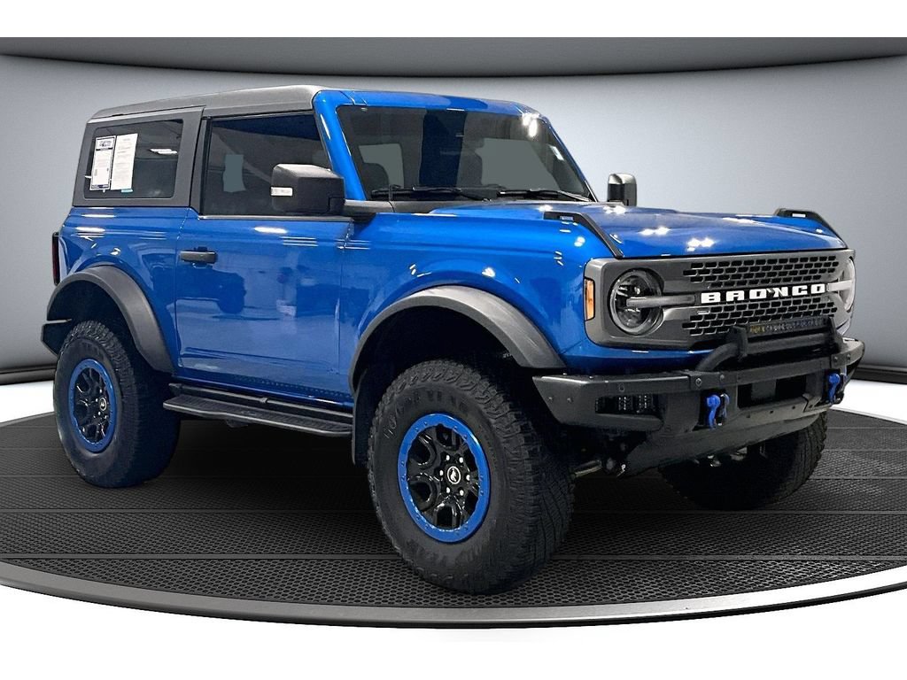 Used 2023 Ford Bronco Badlands AWD/4WD image 2