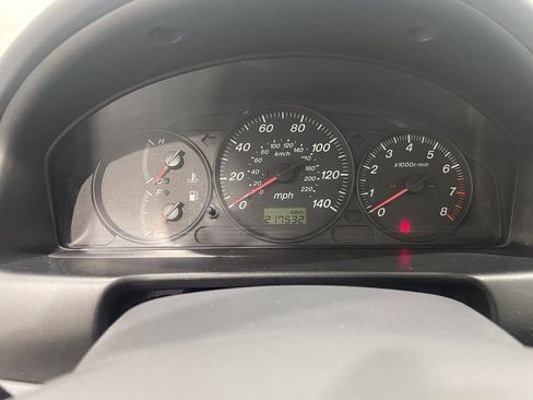 Used 2000 MAZDA Protege ES FWD image 10
