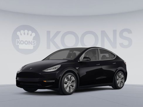 Used 2023 Tesla Model Y Long Range AWD/4WD image 1
