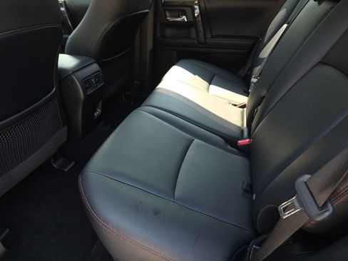 Certified 2024 Toyota 4Runner TRD Off-Road Premium w/ Moonroof Package AWD/4WD image 14