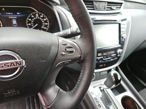 Used 2020 Nissan Murano SV image 18