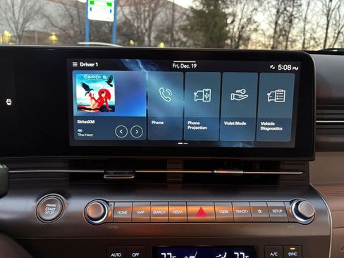 Used 2025 Hyundai Kona SEL image 21