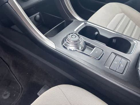 Used 2018 Ford Fusion S FWD image 16