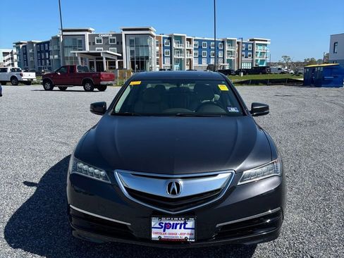 Used 2016 Acura TLX image 2