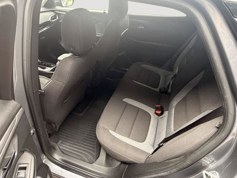 Used 2022 Chevrolet TrailBlazer LT FWD image 26