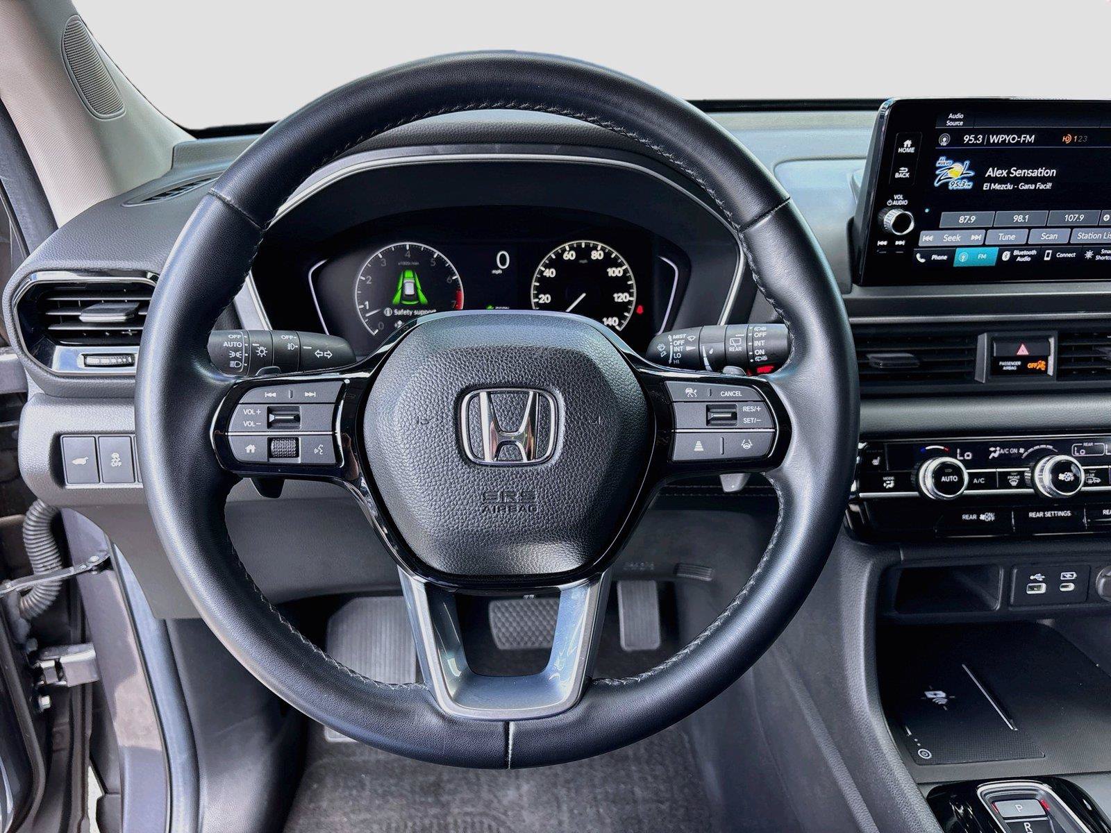 Certified 2025 Honda Pilot EX-L image 13