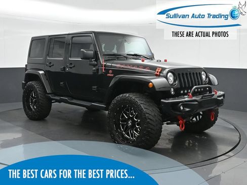 Used 2017 Jeep Wrangler Unlimited Sahara w/ Connectivity Group AWD/4WD image 1