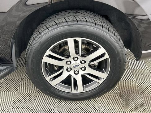 Used 2024 Ford Expedition Limited RWD image 23