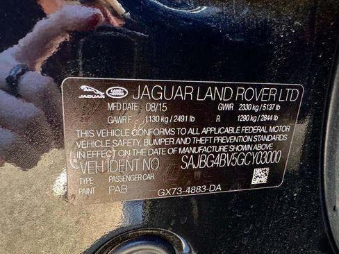 Used 2016 Jaguar XF S image 37