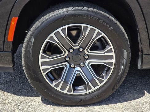 Used 2024 Jeep Wagoneer Series II w/ Flexible Seating Group AWD/4WD image 22