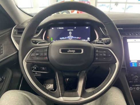 Used 2023 Jeep Grand Cherokee Limited w/ Trailer Tow Prep Group (B) image 40