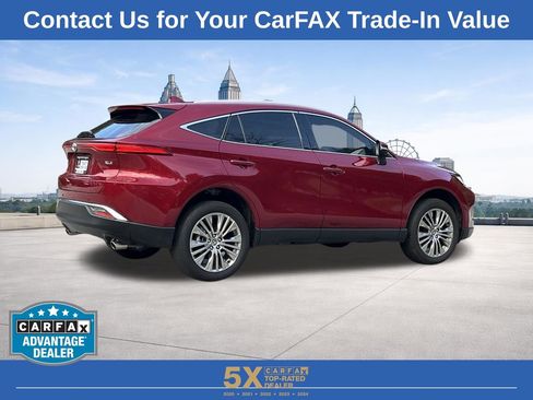 Used 2023 Toyota Venza XLE image 29