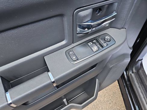 Used 2012 RAM 1500 Sport RWD image 11