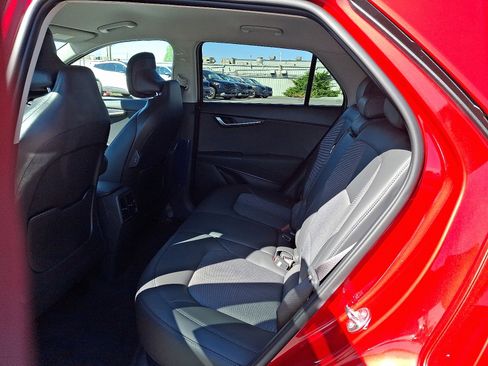 New 2025 Kia Niro Wind w/ Wind Preserve Package image 6