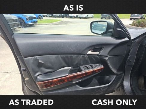 Used 2011 Honda Crosstour EX image 13
