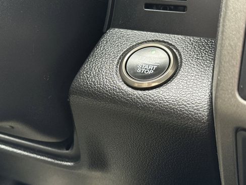 Certified 2018 Ford F150 Raptor w/ Equipment Group 802A Luxury image 23