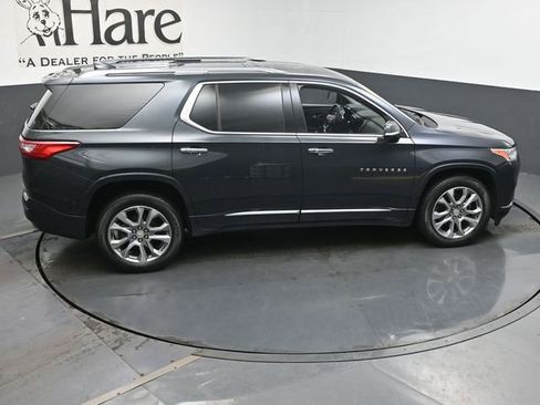 Used 2021 Chevrolet Traverse Premier w/ LPO, Floor Liner Package AWD/4WD image 46