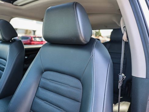 Certified 2023 Honda CR-V EX-L image 18