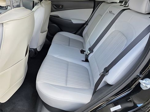 Used 2023 Hyundai Kona SEL image 15