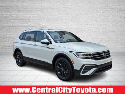 Used 2024 Volkswagen Tiguan SE