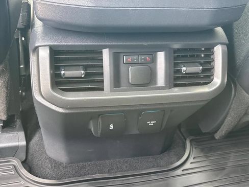 Used 2024 Ford F150 Lariat w/ Equipment Group 502A High AWD/4WD image 21