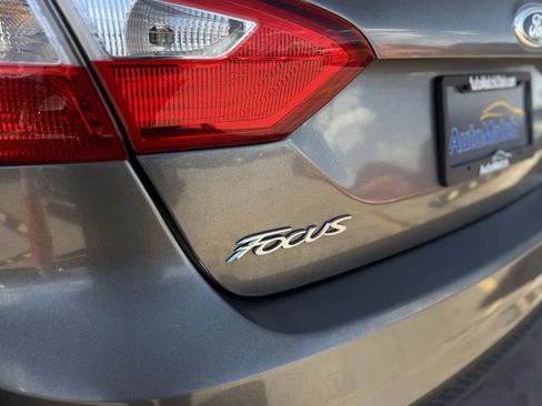 Used 2013 Ford Focus SE FWD image 33