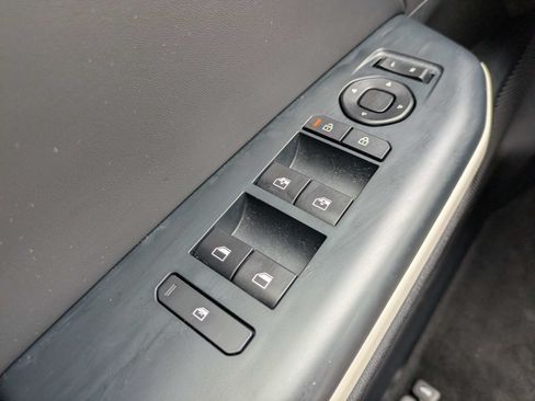 Certified 2025 Kia K4 GT-Line w/ GT-Line Sunroof Package FWD image 28