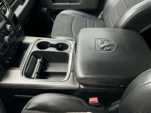 Used 2017 RAM 1500 Sport RWD image 18
