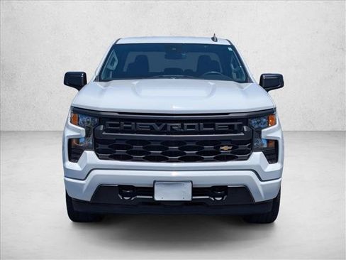 Used 2022 Chevrolet Silverado 1500 Custom RWD image 2