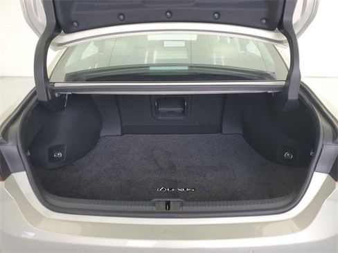 Used 2023 Lexus ES 350 image 10