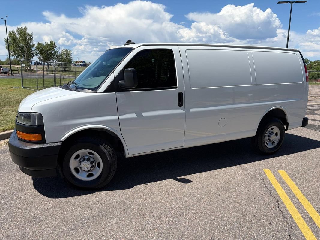 Used 2020 Chevrolet Express 2500 w/ Driver Convenience Package RWD image 3