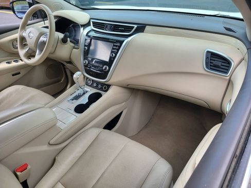 Used 2015 Nissan Murano Platinum w/ Platinum Technology Package FWD image 13