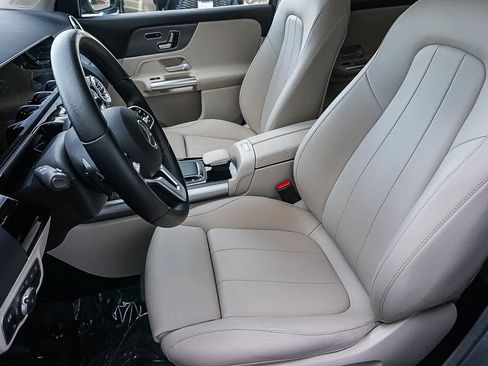 Used 2022 Mercedes-Benz GLA 250 image 21