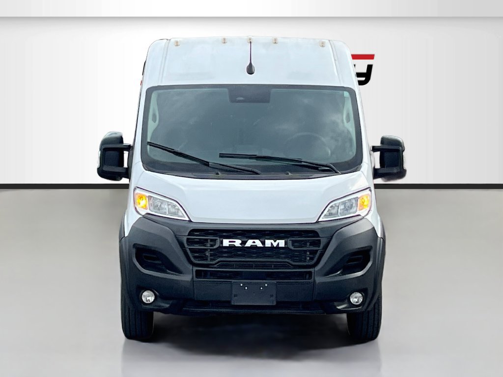Used 2025 RAM ProMaster 2500 w/ Convenience Group FWD image 2
